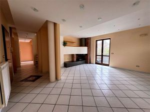 immobiliare salerno,vendita case salerno,affittasi case salerno,specialista del cambio casa a salerno e dintorni,cerca casa